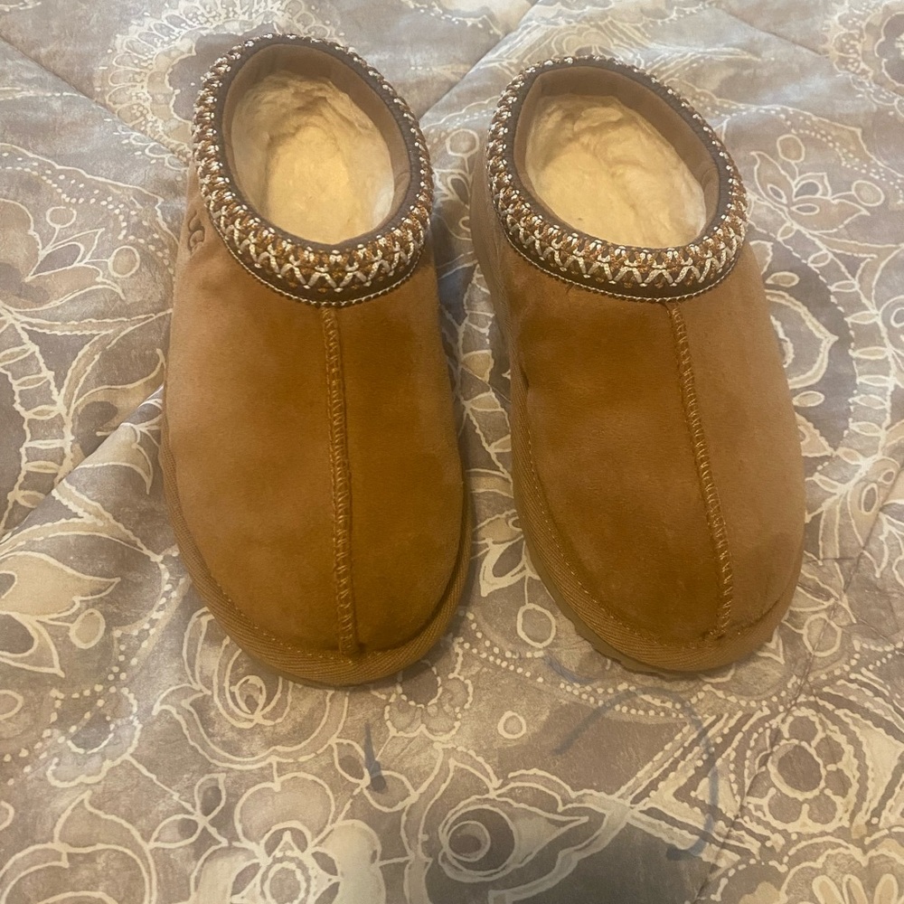 UGG Tasman Brown Suede Slip-On Shoes kids/toddler size 12 work 3x look new